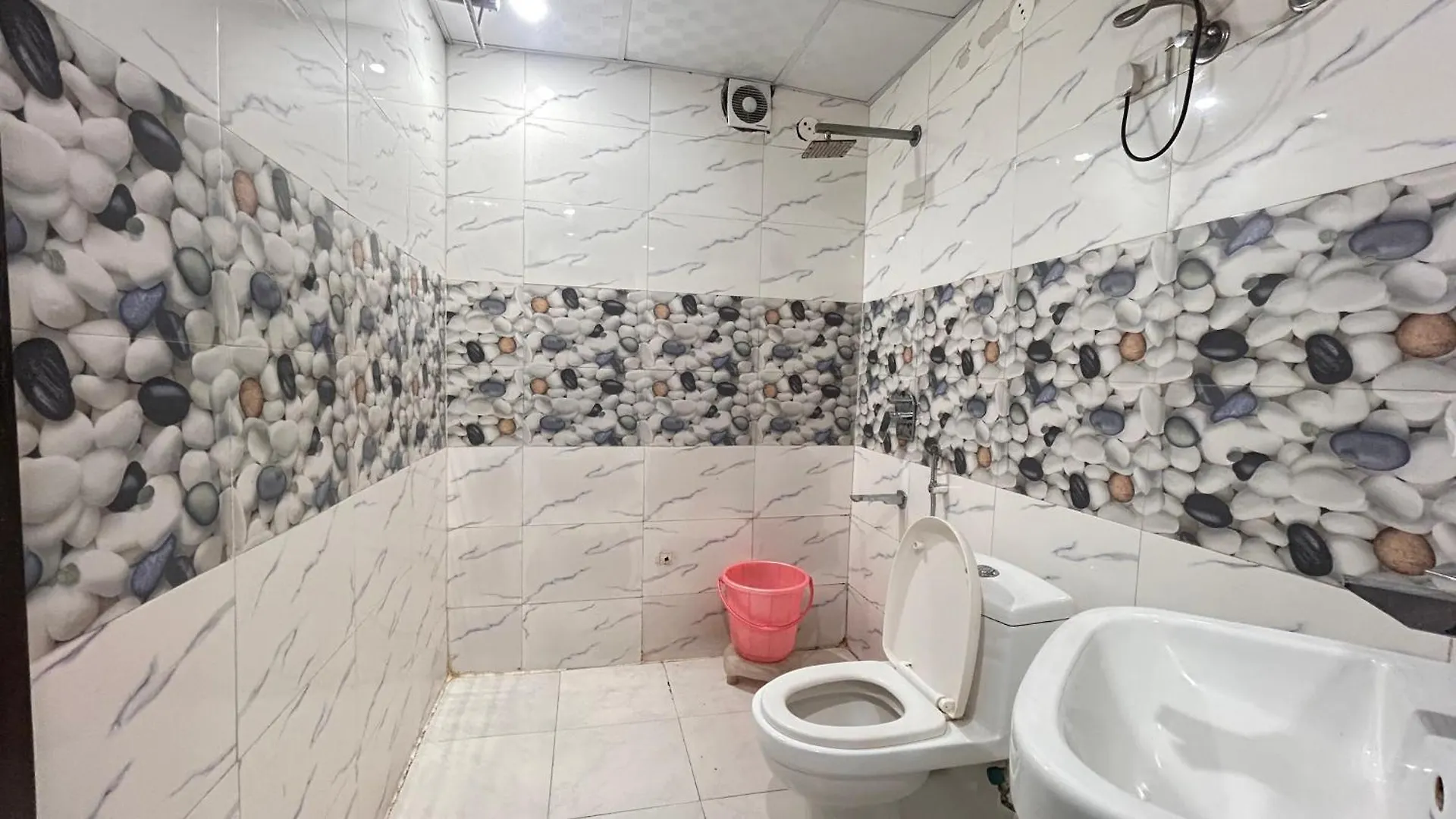 ****  Hotel Platinum With Free Pickup-Delhi Airport New Delhi India