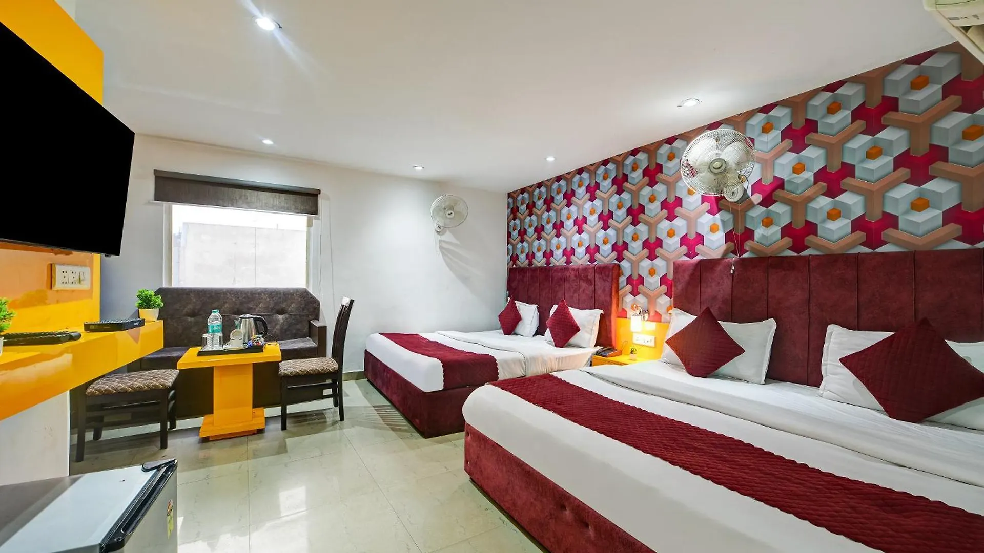 Hotel Platinum With Free Pickup-Delhi Airport New Delhi India
